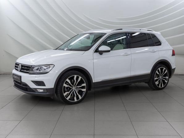 Volkswagen Tiguan II с пробегом 2017 года, цена 2 588 000 рублей, 108448 км, внедорожник, Автокод Объявления