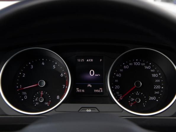 Volkswagen Tiguan II Рестайлинг с пробегом 2021 года, цена 3 288 000 рублей, 76513 км, внедорожник, Автокод Объявления