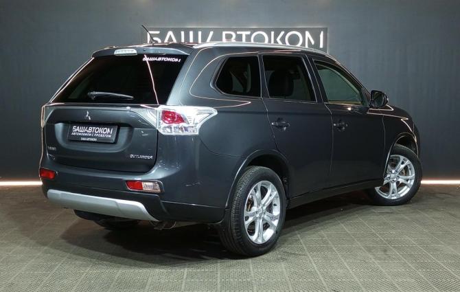 Mitsubishi Outlander III с пробегом 2014 года, цена 1 420 000 рублей, 199395 км, внедорожник, Автокод Объявления