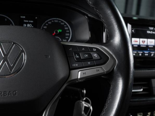 Volkswagen Polo VI с пробегом 2022 года, цена 1 782 500 рублей, 51129 км, лифтбек, Автокод Объявления