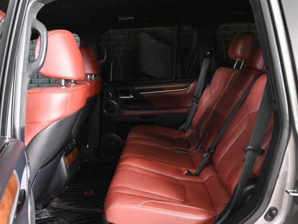 Lexus LX III Рестайлинг 2 с пробегом 2015 года, цена 4 900 000 рублей, 259937 км, внедорожник, Автокод Объявления