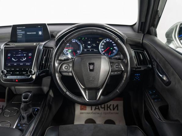 Toyota Crown XV (S220) с пробегом 2018 года, цена 3 098 500 рублей, 153447 км, седан, Автокод Объявления