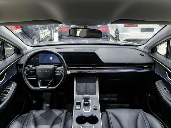 Omoda C5 I с пробегом 2022 года, цена 1 650 000 рублей, 45017 км, внедорожник, Автокод Объявления