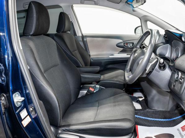 Toyota Wish II с пробегом 2010 года, цена 1 135 000 рублей, 218000 км, минивэн, Автокод Объявления