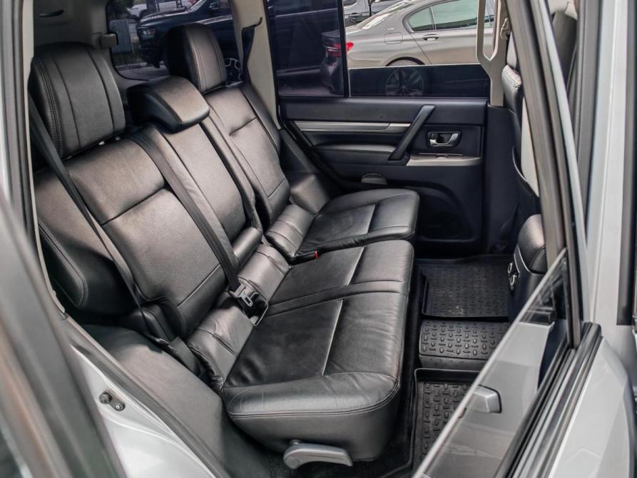 Mitsubishi Pajero IV Рестайлинг 2 Краснодар  - изображение 7