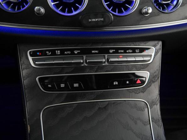 Mercedes-Benz E-Класс V (W213 S213 C238) Рестайлинг с пробегом 2021 года, цена 4 234 900 рублей, 80425 км, седан, Автокод Объявления