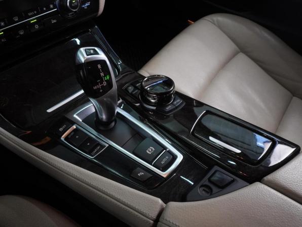 BMW 5 серии VI (F10/F11/F07) с пробегом 2010 года, цена 1 961 000 рублей, 234502 км, седан, Автокод Объявления