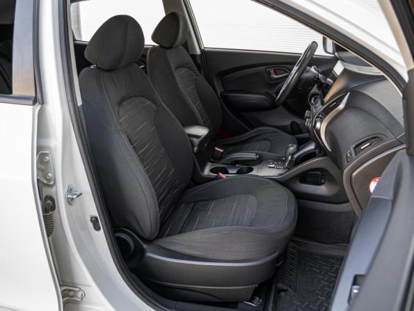 Hyundai ix35 I Рестайлинг с пробегом 2013 года, цена 1 280 000 рублей, 218560 км, внедорожник, Автокод Объявления
