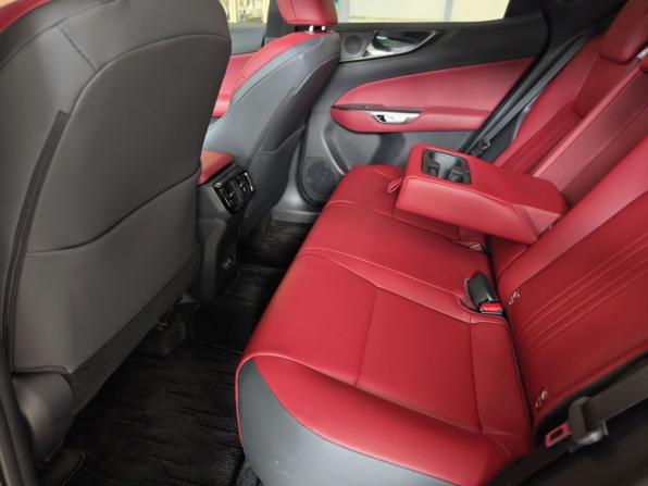 Lexus NX II с пробегом 2025 года, цена 6 990 000 рублей, 14 км, внедорожник, Автокод Объявления