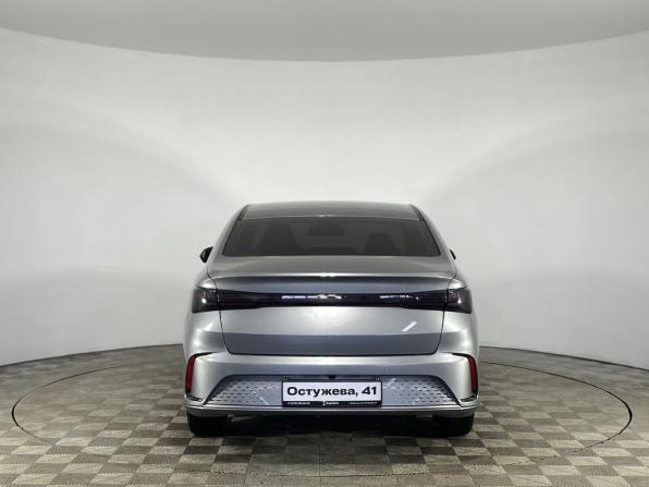 BAIC U5 Plus с пробегом 2023 года, цена 1 550 000 рублей, 37333 км, седан, Автокод Объявления