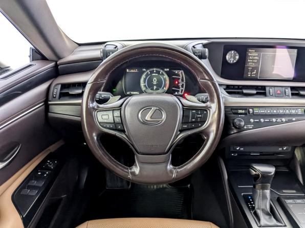 Lexus ES VII с пробегом 2019 года, цена 3 100 000 рублей, 155705 км, седан, Автокод Объявления