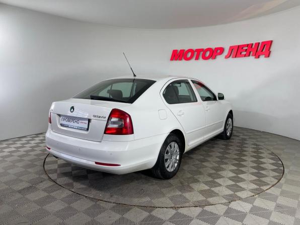 Skoda Octavia II (A5) Рестайлинг с пробегом 2010 года, цена 720 000 рублей, 52031 км, лифтбек, Автокод Объявления