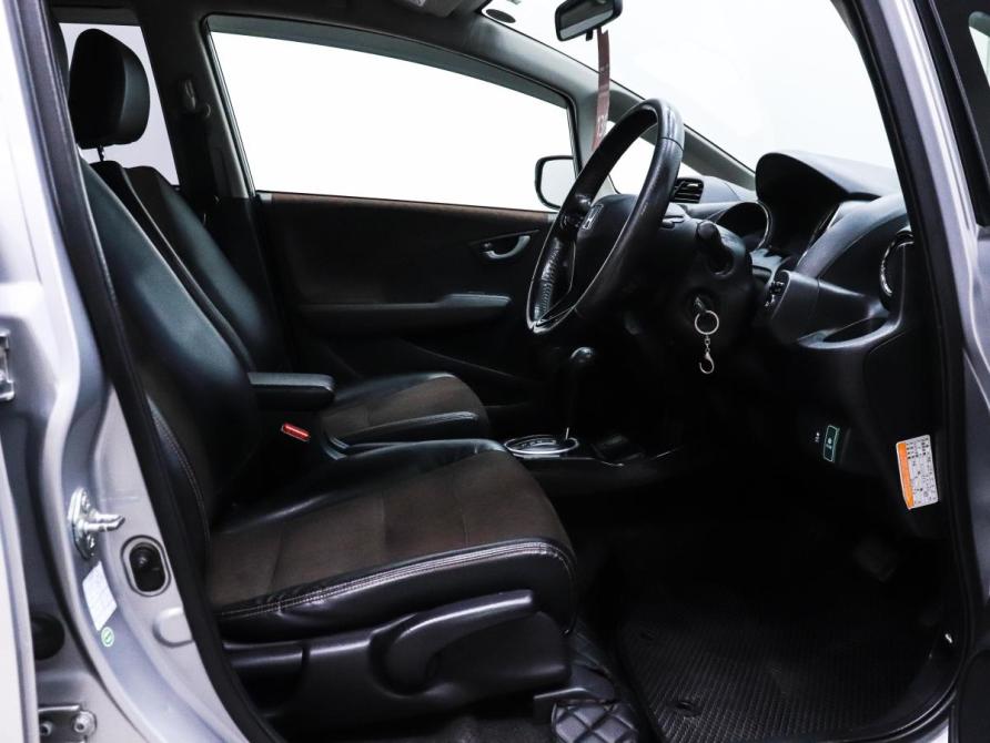 Honda Fit Shuttle I Рестайлинг Красноярск  - изображение 17
