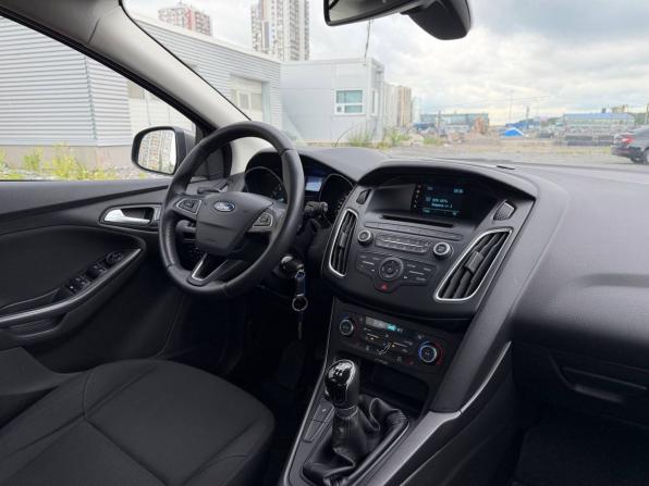 Ford Focus III Рестайлинг с пробегом 2015 года, цена 875 000 рублей, 170000 км, хэтчбек, Автокод Объявления