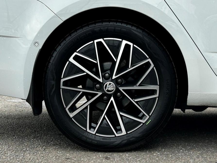 Skoda Octavia III (A7) Рестайлинг Санкт-Петербург  - изображение 27