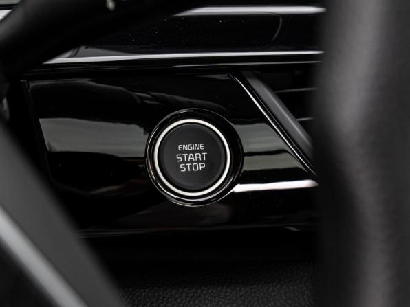 Kia Seltos II с пробегом 2025 года, цена 2 880 000 рублей, 12 км, внедорожник, Автокод Объявления