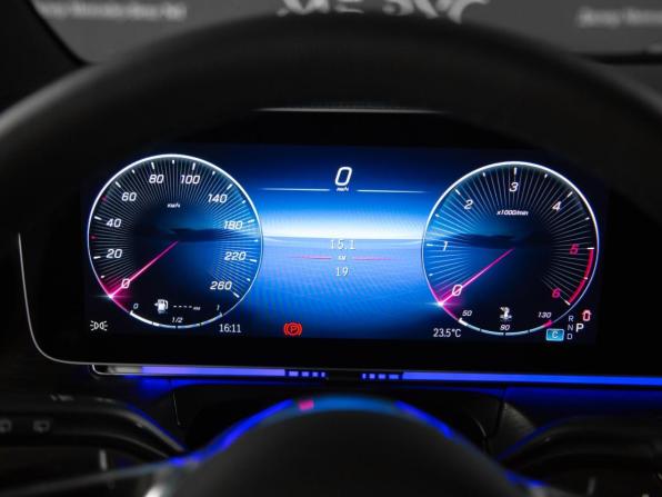 Новый Mercedes-Benz V-Класс III (W447) Рестайлинг 2026 года, цена 14 800 000 рублей, минивэн, Автокод Объявления