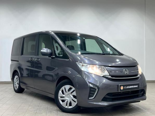 Honda Stepwgn V с пробегом 2017 года, цена 1 799 000 рублей, 134000 км, минивэн, Автокод Объявления
