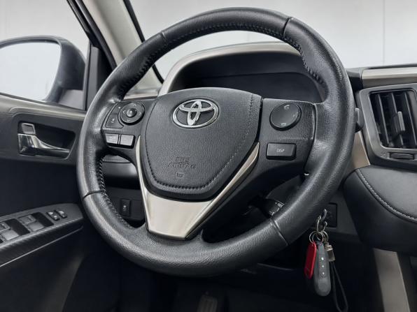 Toyota RAV4 IV (XA40) с пробегом 2014 года, цена 1 749 000 рублей, 202445 км, внедорожник, Автокод Объявления