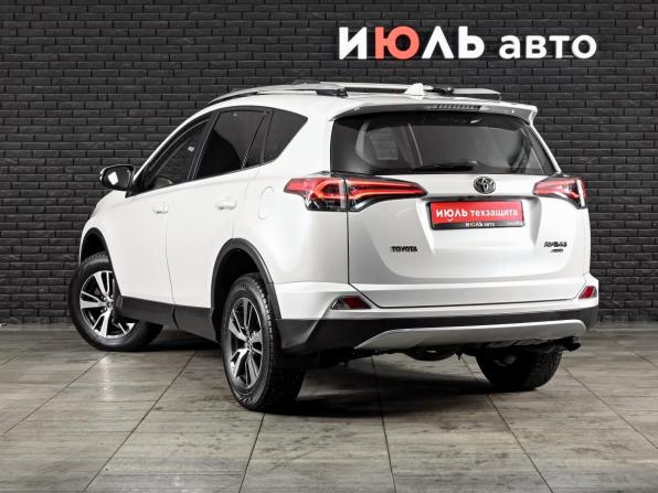 Toyota RAV4 IV (XA40) Рестайлинг с пробегом 2018 года, цена 2 390 000 рублей, 167226 км, внедорожник, Автокод Объявления