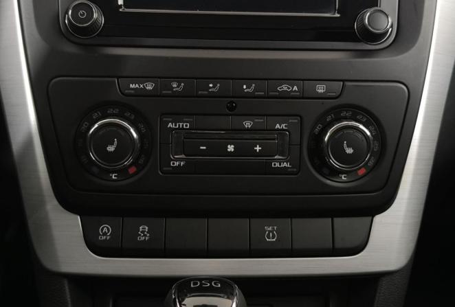 Skoda Yeti I Рестайлинг с пробегом 2016 года, цена 1 270 000 рублей, 170475 км, внедорожник, Автокод Объявления