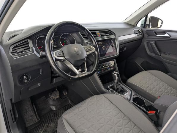 Volkswagen Tiguan II Рестайлинг с пробегом 2021 года, цена 3 150 000 рублей, 115736 км, внедорожник, Автокод Объявления