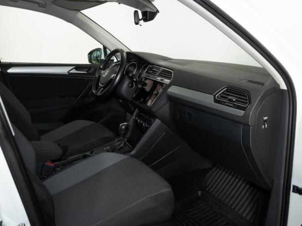 Volkswagen Tiguan II с пробегом 2020 года, цена 2 388 000 рублей, 142953 км, внедорожник, Автокод Объявления