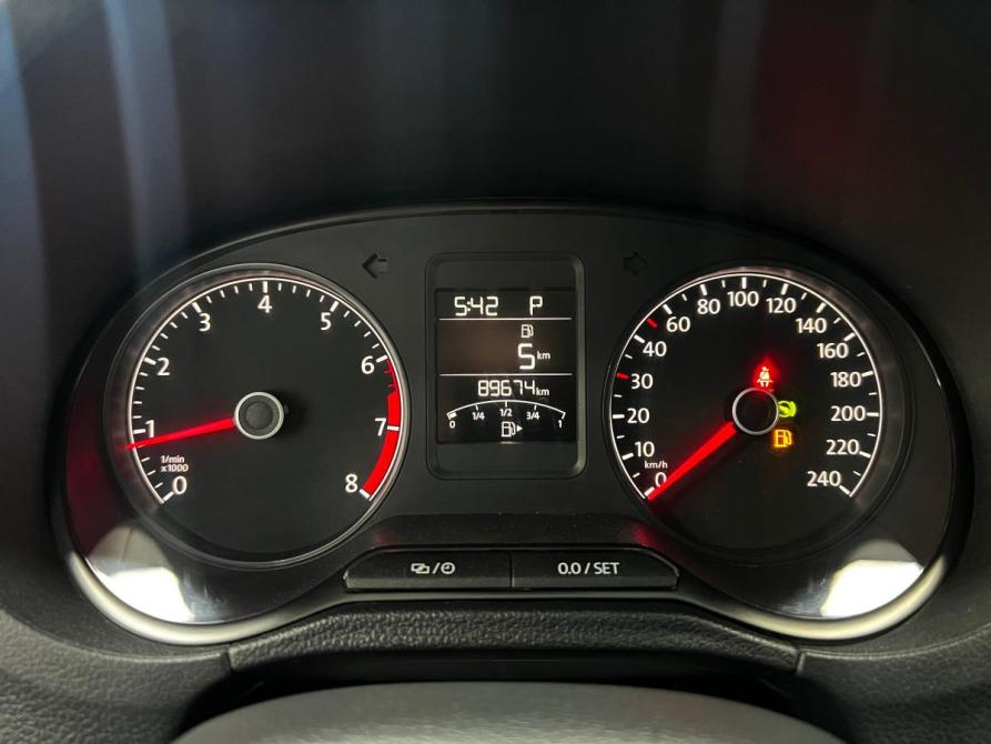 Volkswagen Polo V Рестайлинг Казань  - изображение 9