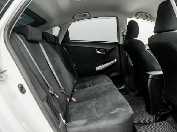Toyota Prius III Рестайлинг (XW30) с пробегом 2012 года, цена 1 235 000 рублей, 103439 км, лифтбек, Автокод Объявления