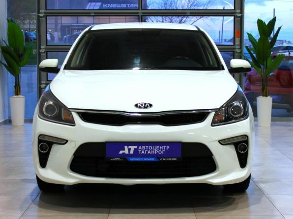 Kia Rio IV с пробегом 2018 года, цена 1 599 000 рублей, 49900 км, седан, Автокод Объявления