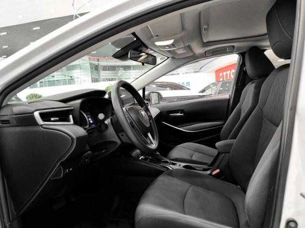 Toyota Corolla XII (E210) Рестайлинг с пробегом 2023 года, цена 2 350 000 рублей, 46000 км, седан, Автокод Объявления
