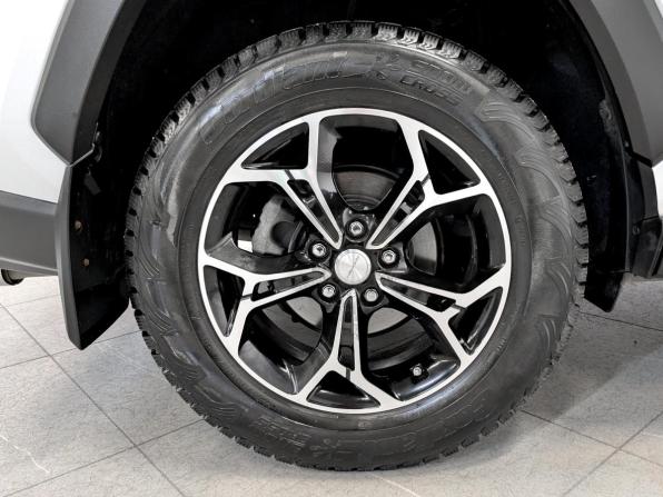 Toyota RAV4 V (XA50) с пробегом 2021 года, цена 3 300 000 рублей, 73747 км, внедорожник, Автокод Объявления