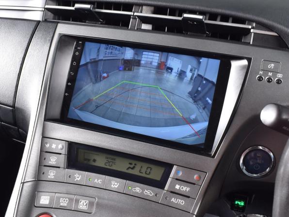 Toyota Prius III Рестайлинг (XW30) с пробегом 2014 года, цена 999 999 рублей, 117300 км, лифтбек, Автокод Объявления