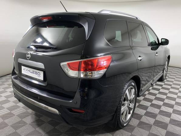 Nissan Pathfinder IV с пробегом 2015 года, цена 1 680 000 рублей, 230381 км, внедорожник, Автокод Объявления