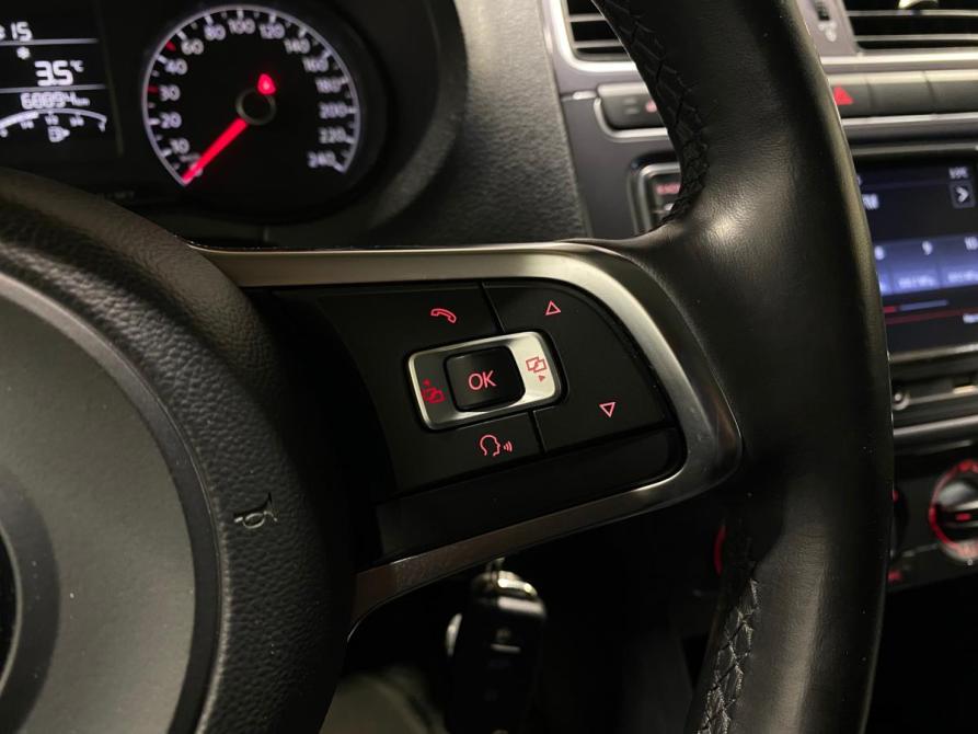 Volkswagen Polo V Рестайлинг Челябинск  - изображение 18
