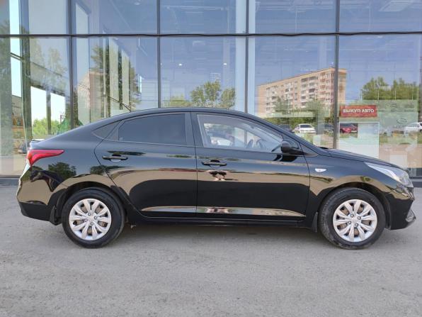 Hyundai Solaris II с пробегом 2018 года, цена 1 199 800 рублей, 120718 км, седан, Автокод Объявления