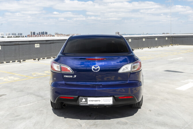 Mazda 3 II (BL) Рестайлинг с пробегом 2012 года, цена 730 000 рублей, 245000 км, седан, Автокод Объявления