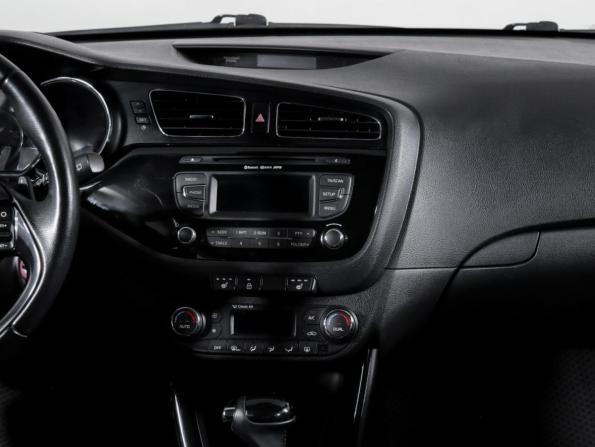 Kia Ceed II Рестайлинг с пробегом 2015 года, цена 1 500 000 рублей, 43825 км, универсал, Автокод Объявления