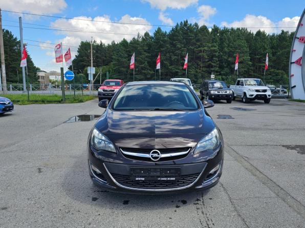 Opel Astra J Рестайлинг с пробегом 2014 года, цена 849 995 рублей, 83796 км, седан, Автокод Объявления