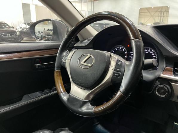 Lexus ES VI с пробегом 2014 года, цена 1 680 000 рублей, 264675 км, седан, Автокод Объявления