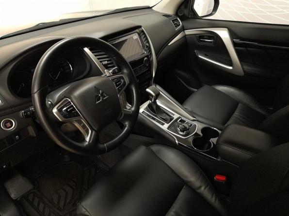 Mitsubishi Pajero Sport III Рестайлинг с пробегом 2019 года, цена 4 200 000 рублей, 15505 км, внедорожник, Автокод Объявления