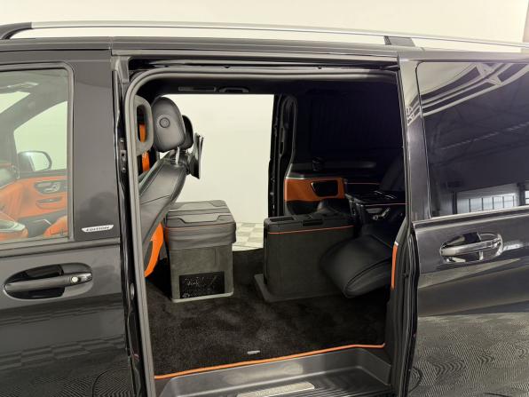 Mercedes-Benz V-Класс III (W447) Рестайлинг с пробегом 2021 года, цена 8 450 000 рублей, 123108 км, минивэн, Автокод Объявления
