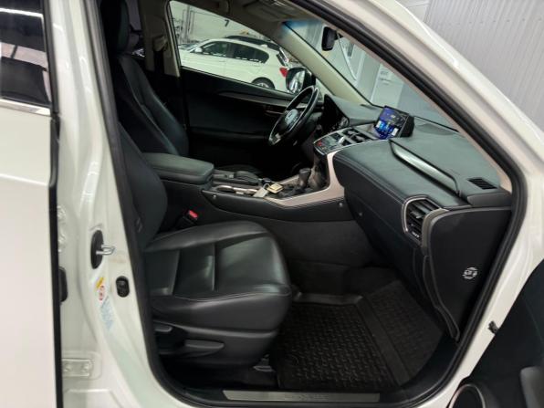 Lexus NX I с пробегом 2015 года, цена 2 347 000 рублей, 100735 км, внедорожник, Автокод Объявления