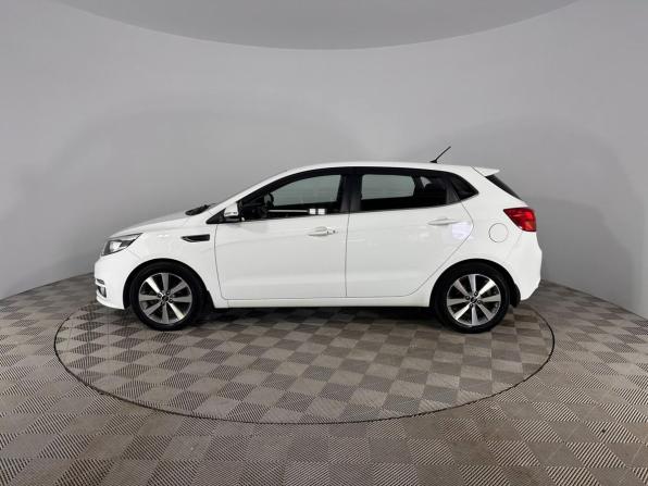 Kia Rio III Рестайлинг с пробегом 2015 года, цена 1 104 000 рублей, 122751 км, хэтчбек, Автокод Объявления