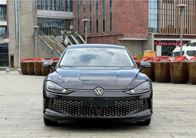 Volkswagen Lamando II с пробегом 2025 года, цена 2 770 990 рублей, 600 км, хэтчбек, Автокод Объявления