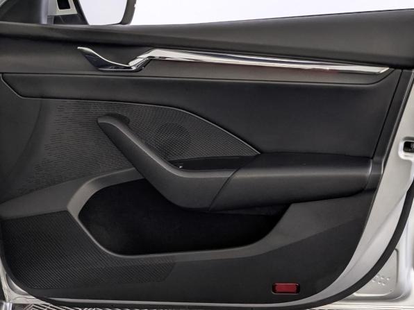 Skoda Octavia IV (A8) с пробегом 2021 года, цена 2 120 000 рублей, 145049 км, лифтбек, Автокод Объявления