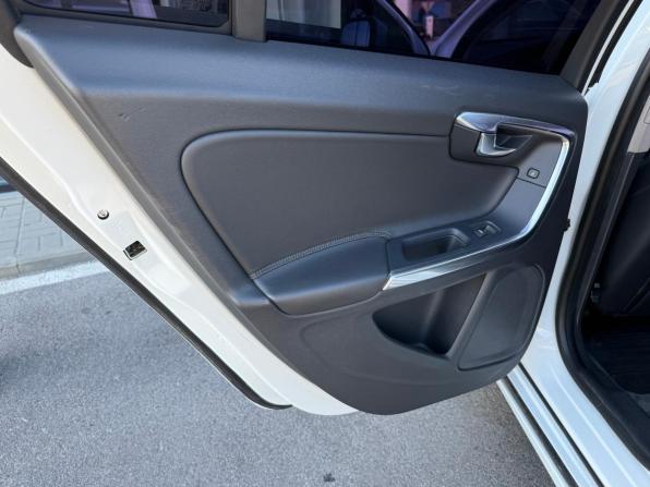 Volvo S60 II с пробегом 2012 года, цена 930 000 рублей, 185420 км, седан, Автокод Объявления