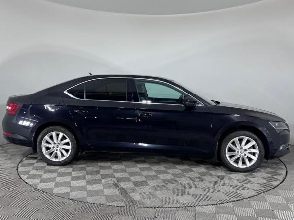 Skoda Superb III с пробегом 2017 года, цена 1 650 000 рублей, 143974 км, лифтбек, Автокод Объявления