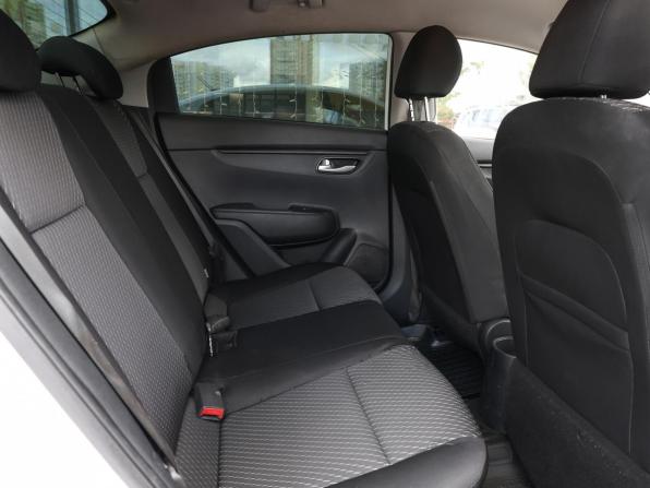 Kia Rio IV с пробегом 2018 года, цена 1 049 000 рублей, 200656 км, седан, Автокод Объявления