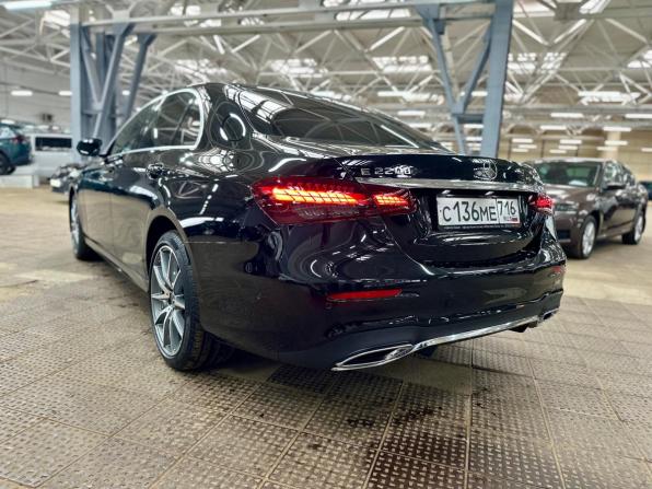 Mercedes-Benz E-Класс V (W213 S213 C238) Рестайлинг с пробегом 2022 года, цена 4 950 000 рублей, 42660 км, седан, Автокод Объявления
